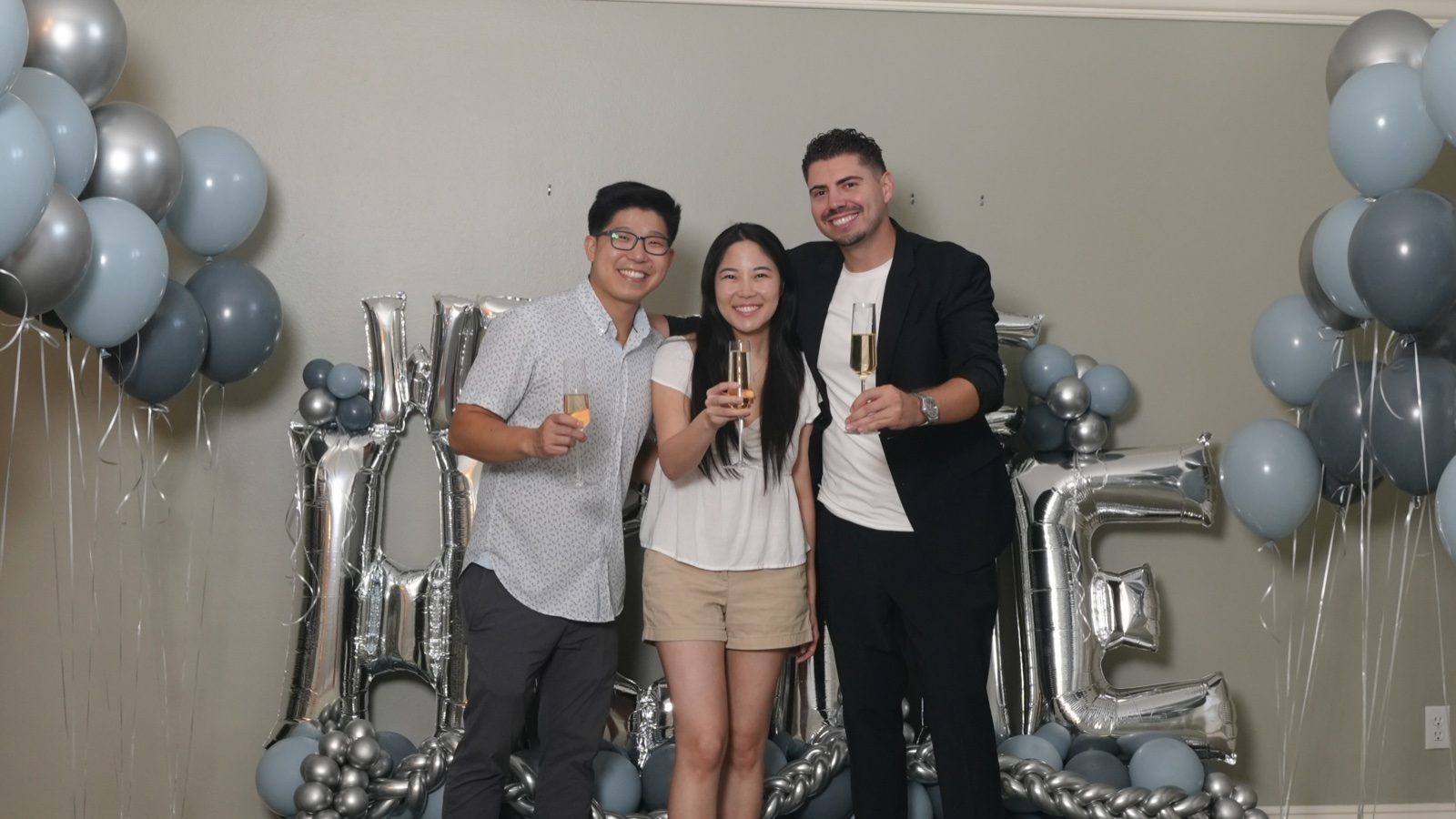 Jesse Oñate celebrating closing day with happy SoCal homebuyers
